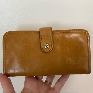 HOBO LEATHER SNAP WALLET